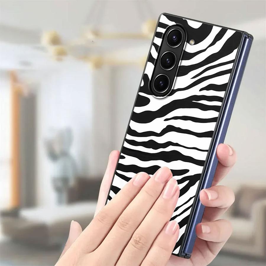 Zebra Bergaris Bunga Matahari  - Phone Cases Z Fold 4 ulasan dan harga